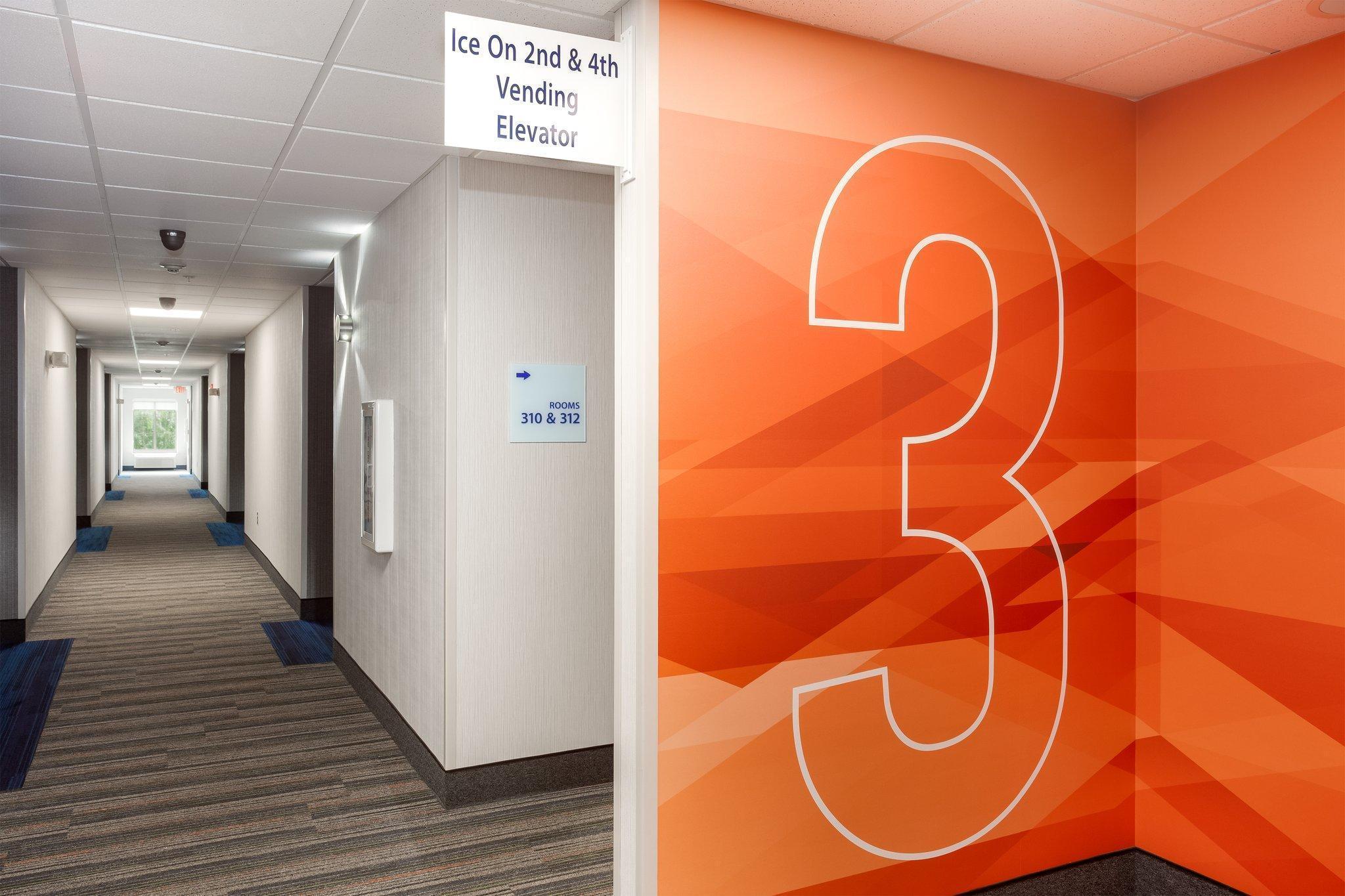 Holiday Inn Express Haskell-Wayne Area By Ihg Eksteriør bilde